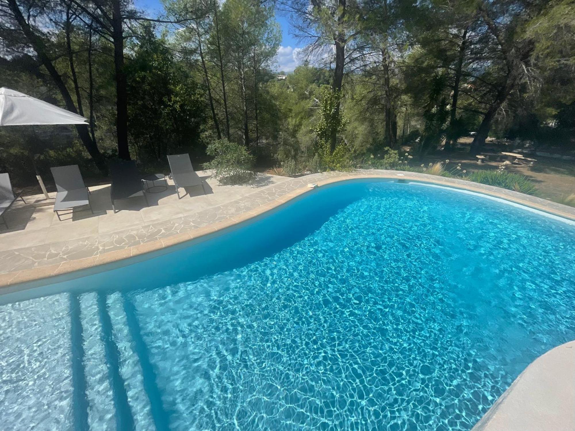 La Villa Des Carriers- Maison Avec Piscine Proche Mer روكفور-لا-بين المظهر الخارجي الصورة