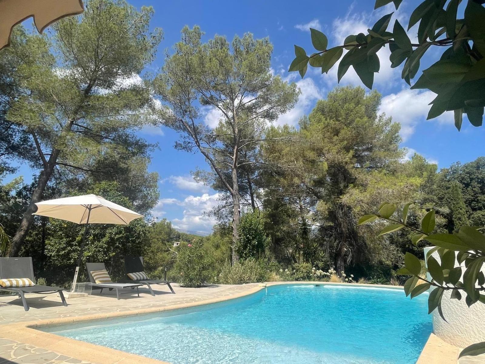 La Villa Des Carriers- Maison Avec Piscine Proche Mer روكفور-لا-بين المظهر الخارجي الصورة