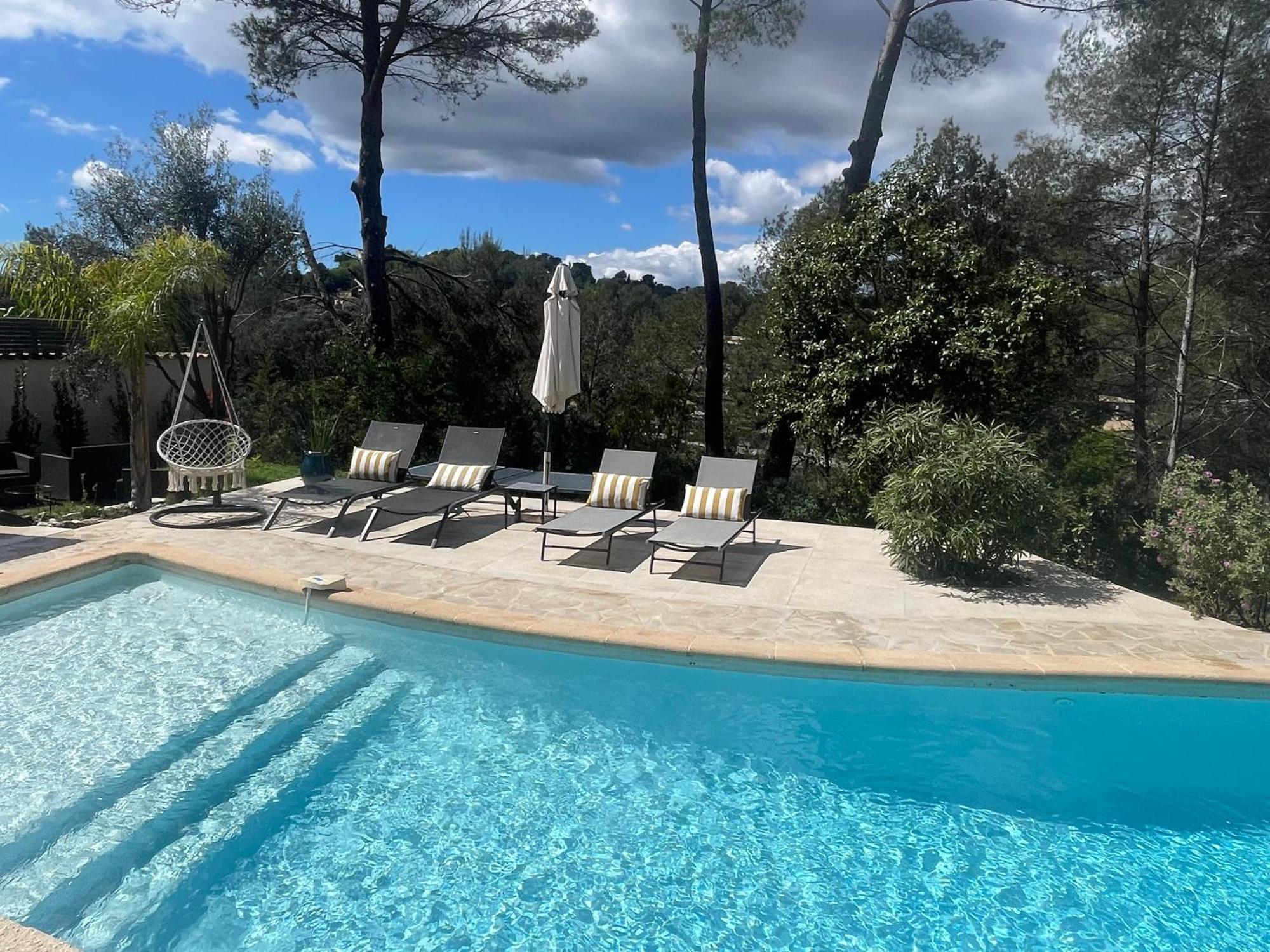 La Villa Des Carriers- Maison Avec Piscine Proche Mer روكفور-لا-بين المظهر الخارجي الصورة